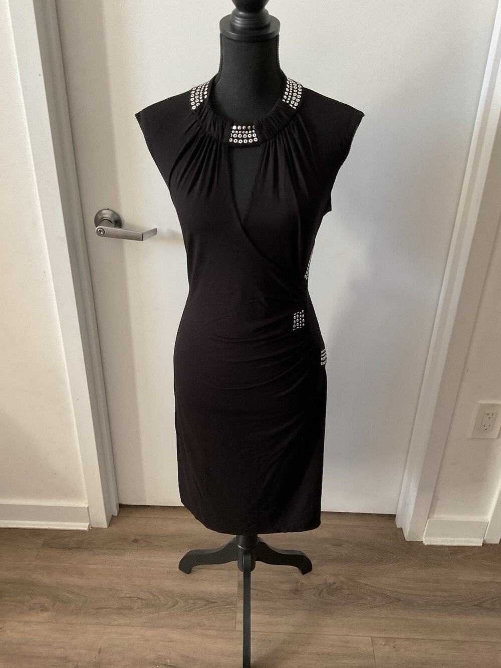 Cache Black XL Sleeveless Sheath Dress Keyhole Neck Studded Ruched Lined Zip